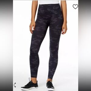 SPANX Look at Me Now High-Waisted Seamless Leggings Size Small